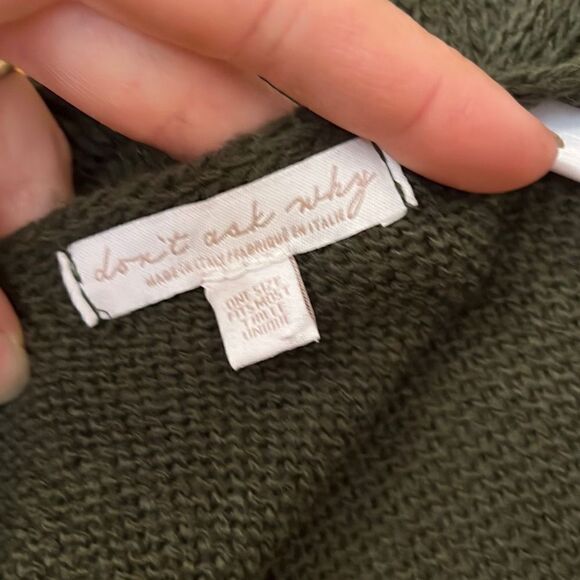 Don’t Ask Why Olive Green Acrylic Open Back Sweater One Size - Picture 5 of 8